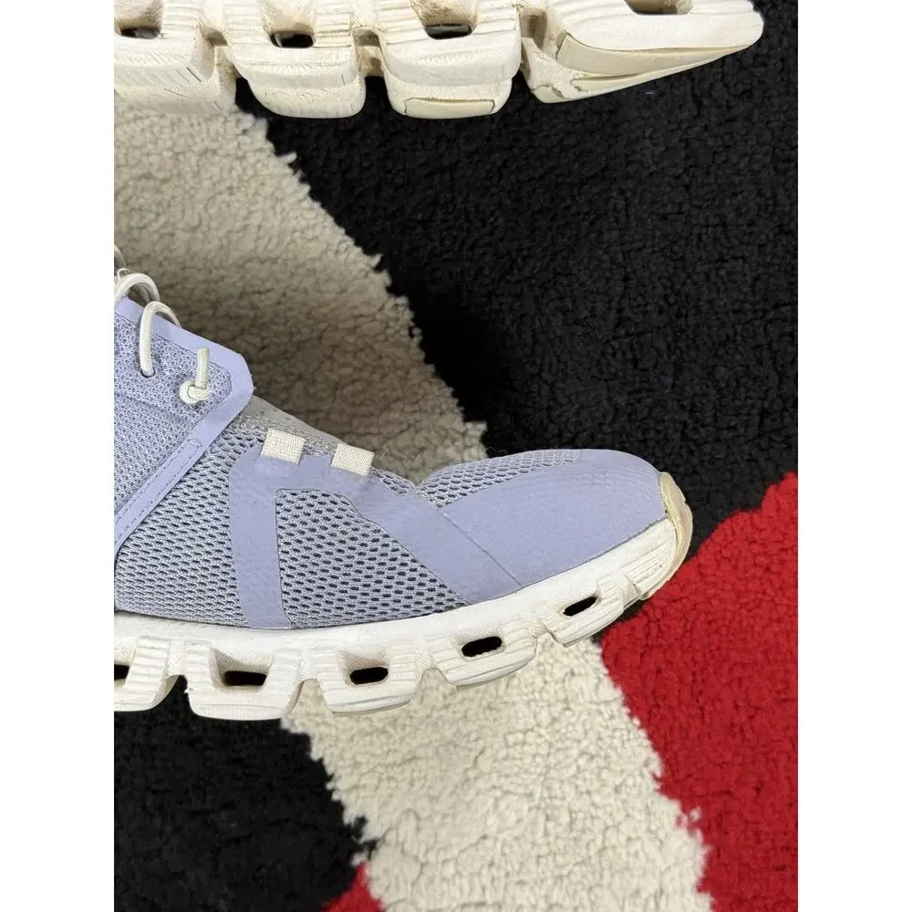 On Cloud 5 Running Shoes Womens 7.5 Lavender Athletic Sneaker Casual